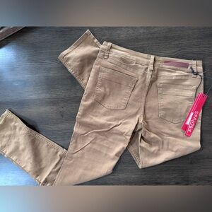 BRAND NEW 32 x 32 Franky Max Men's Caramel Skinny Jeans